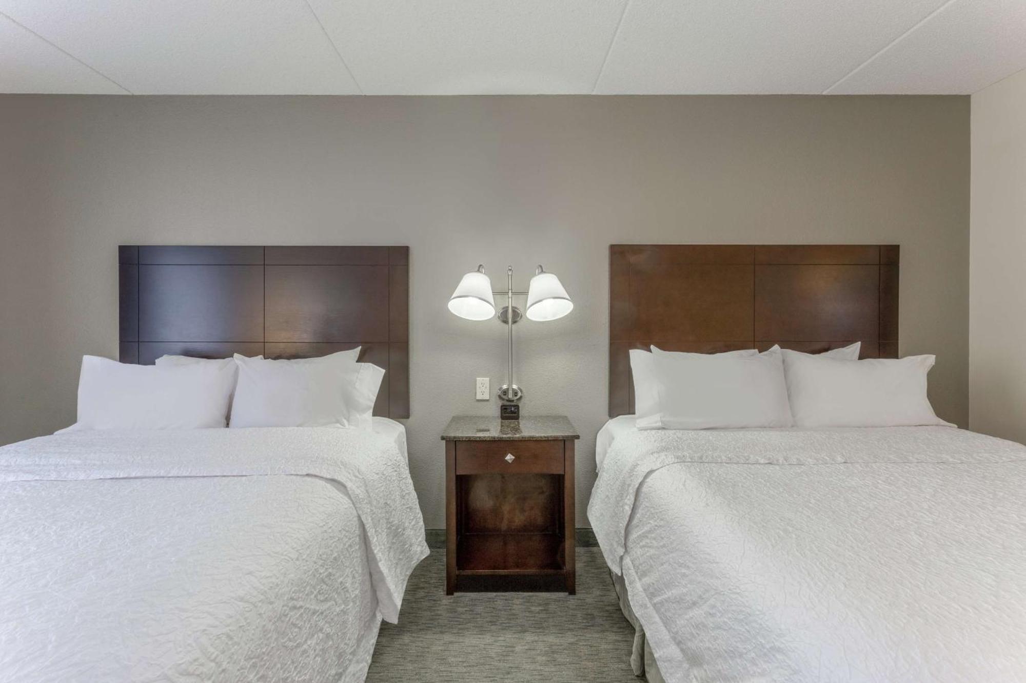 Hampton Inn Richmond - South Екстериор снимка