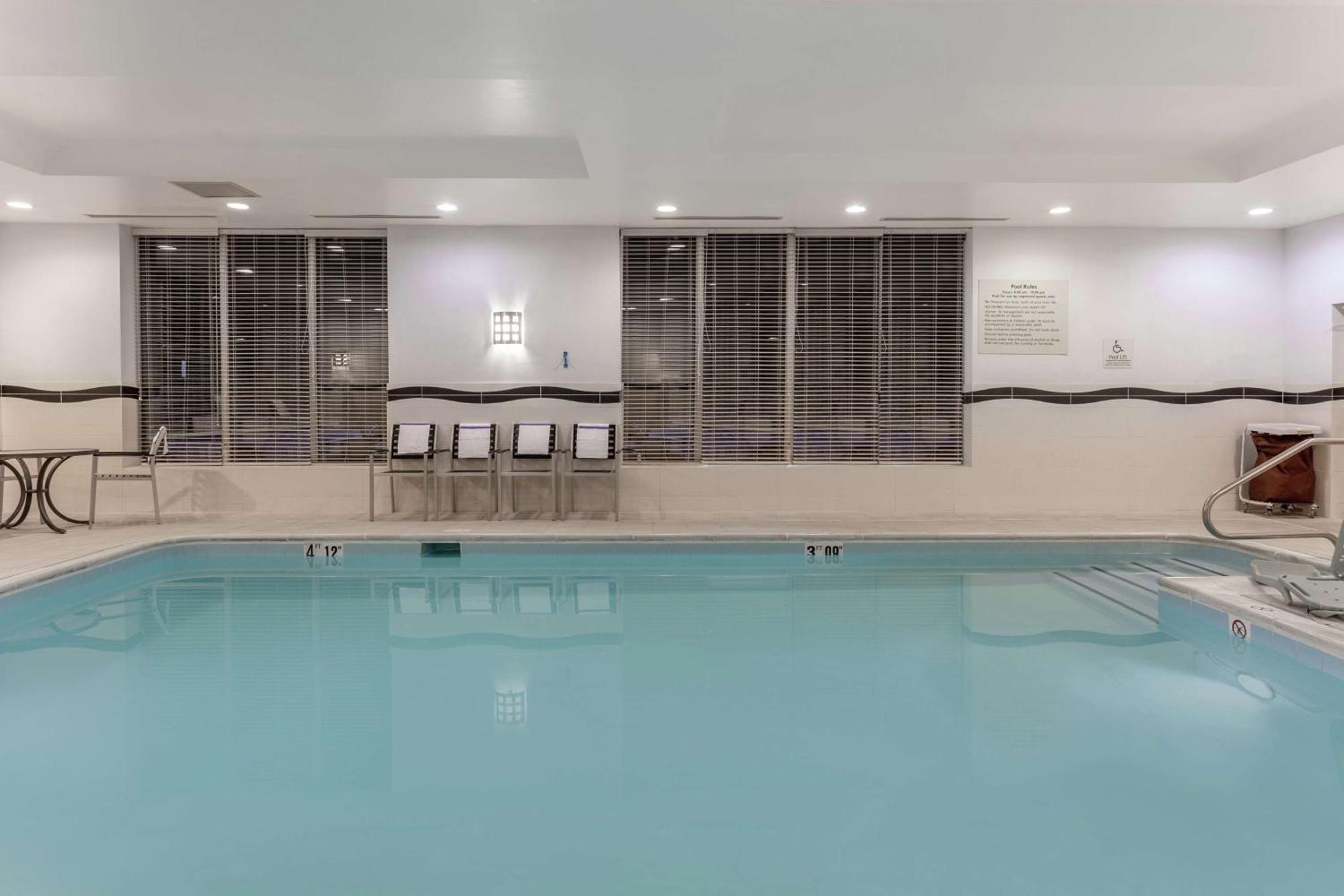Hampton Inn Richmond - South Екстериор снимка