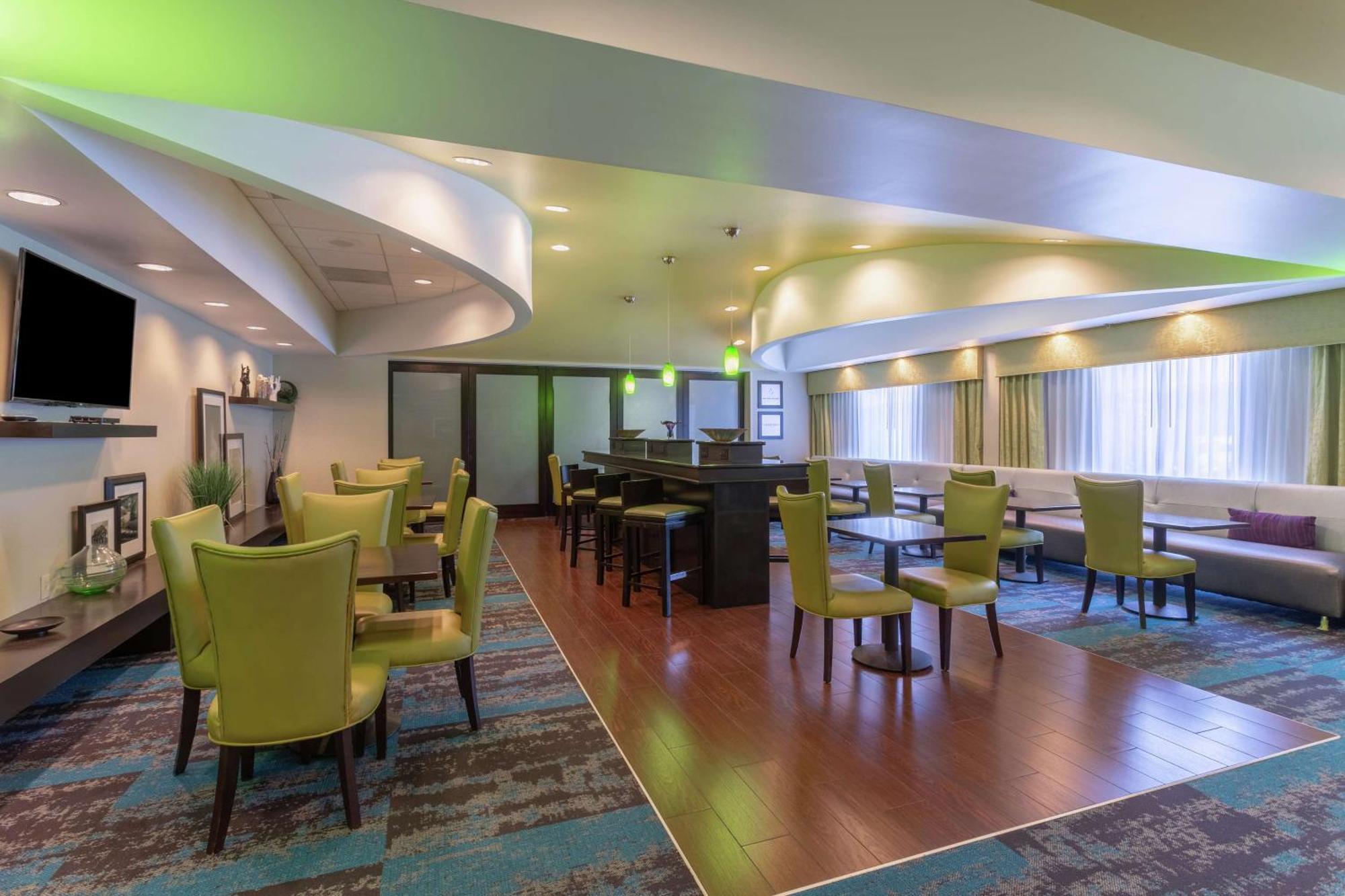 Hampton Inn Richmond - South Екстериор снимка