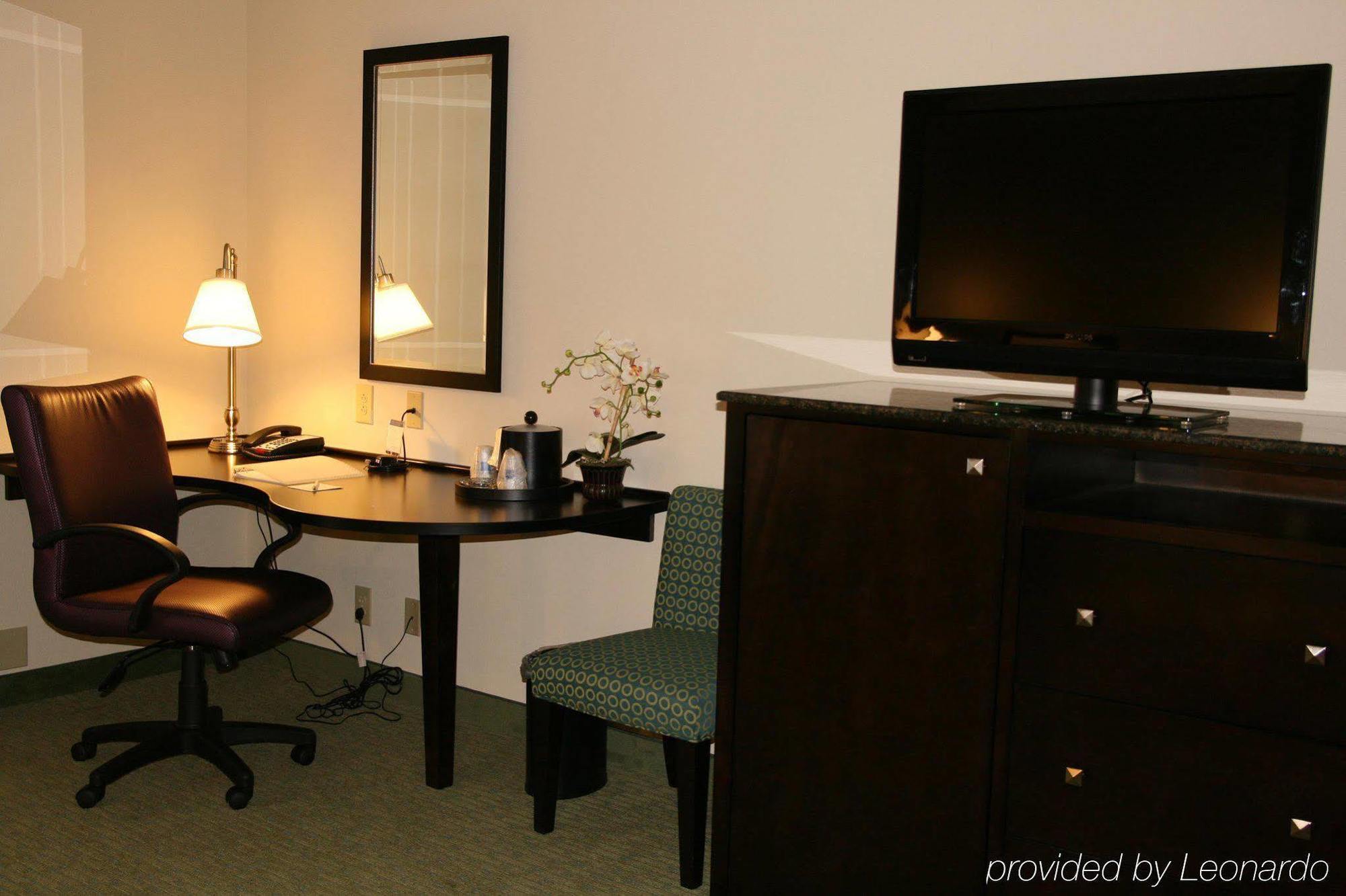 Hampton Inn Richmond - South Стая снимка