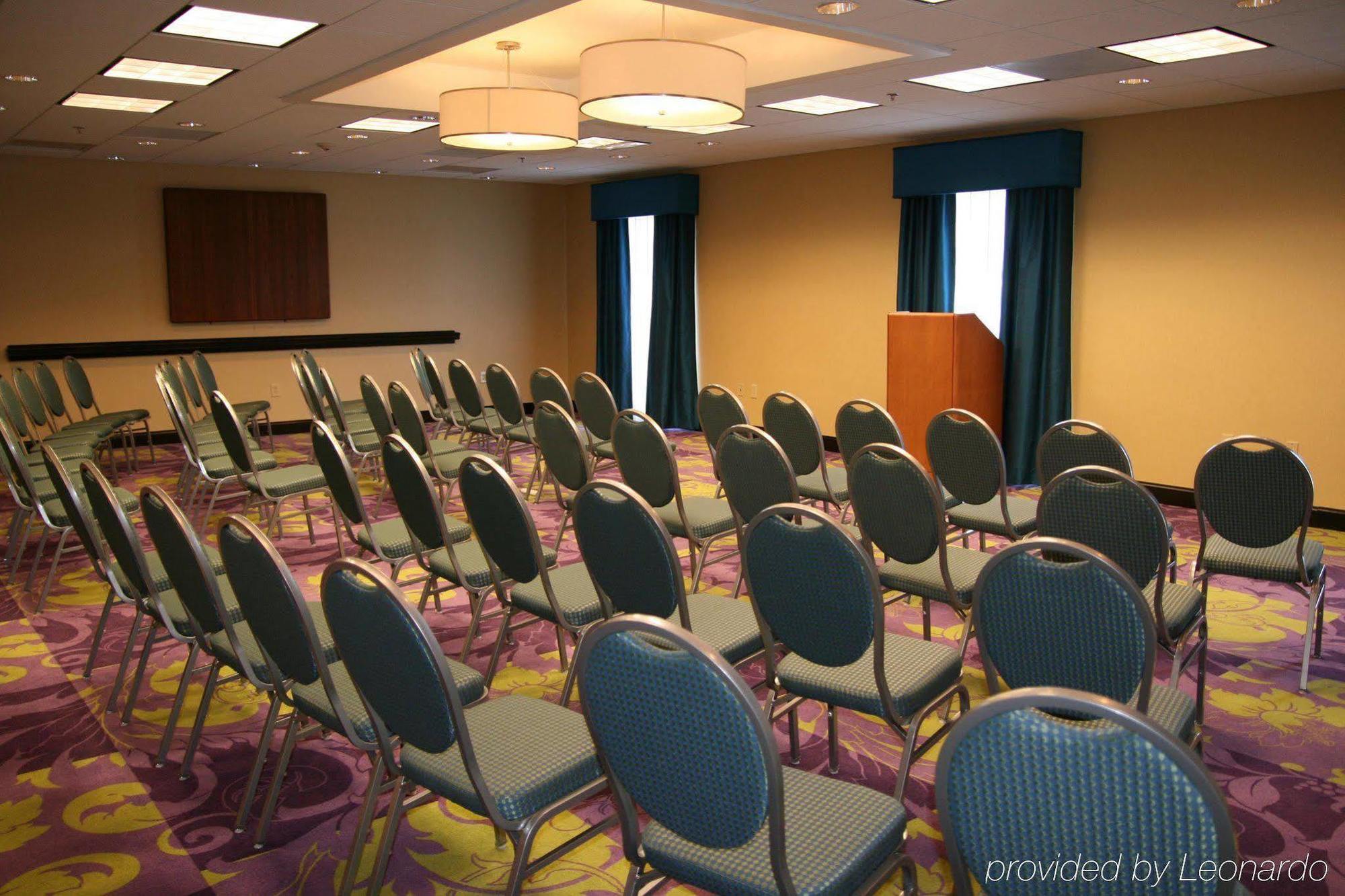 Hampton Inn Richmond - South Съоръжения снимка