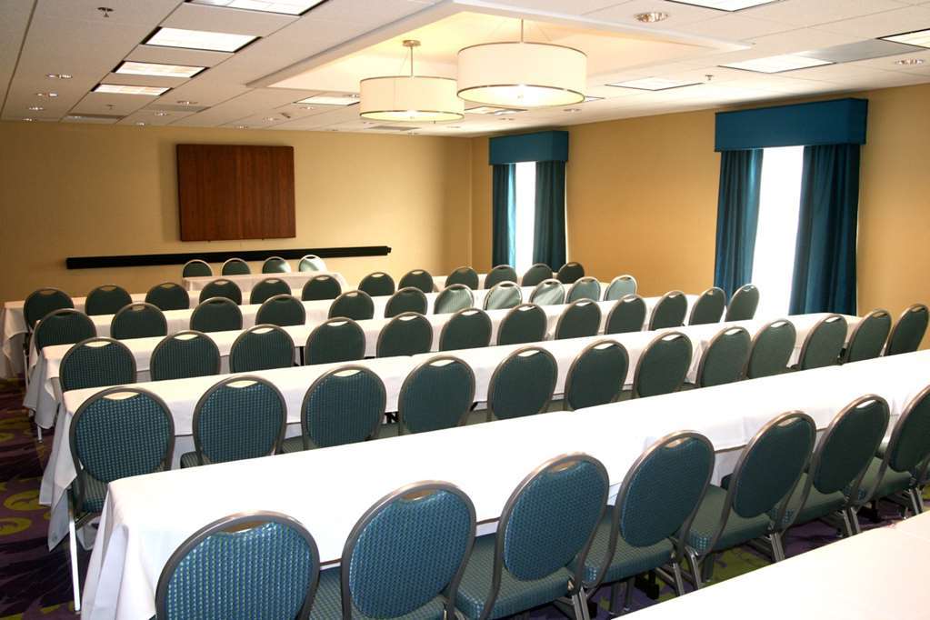 Hampton Inn Richmond - South Съоръжения снимка