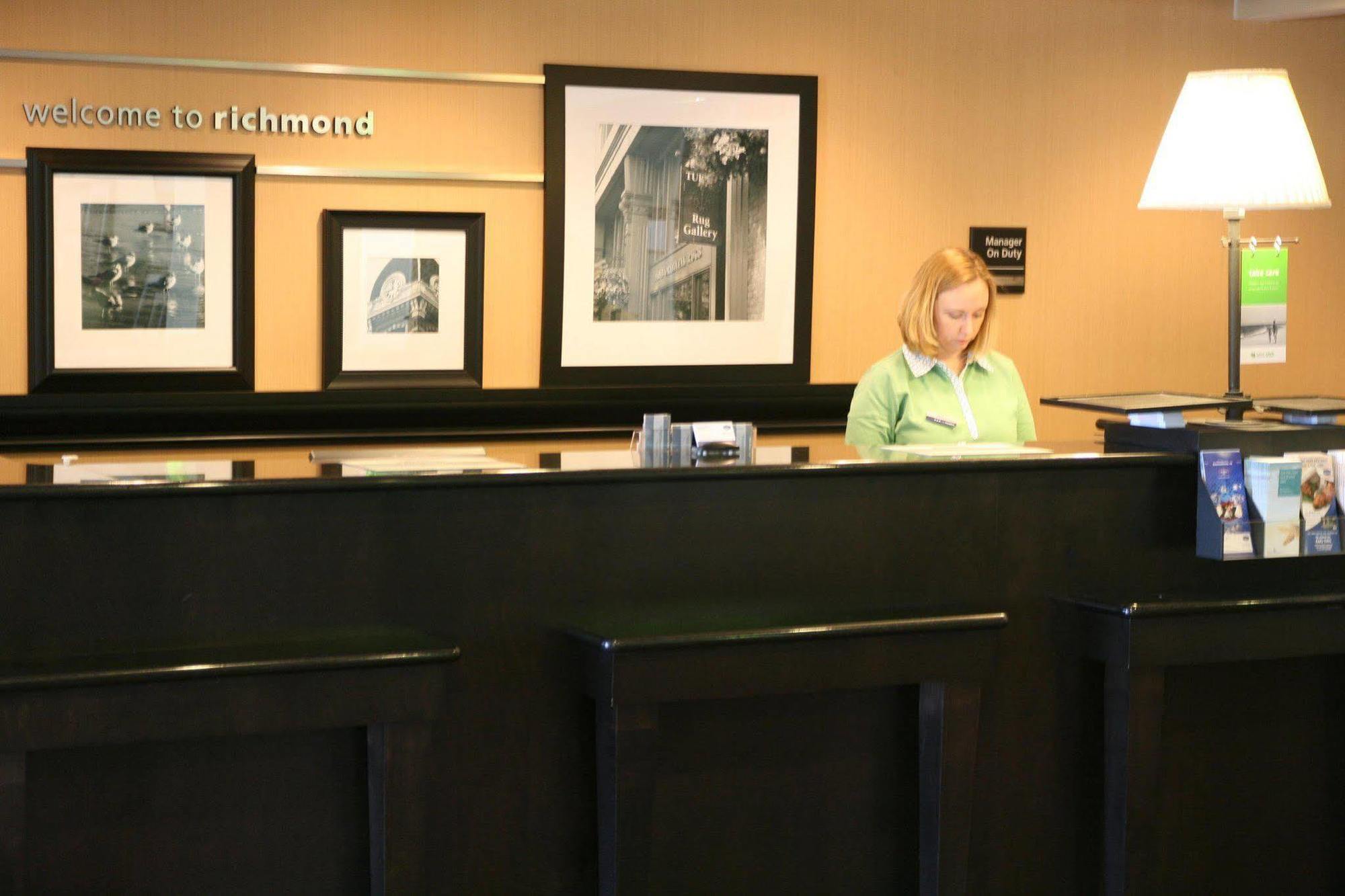 Hampton Inn Richmond - South Интериор снимка